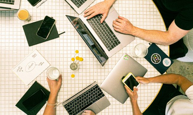 Perubahan Gaya Hidup Di Era Digital Modern