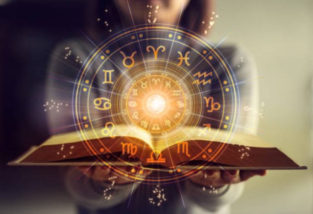 Sejarah Dan Perkembangan Astrologi Dari Masa Ke Masa