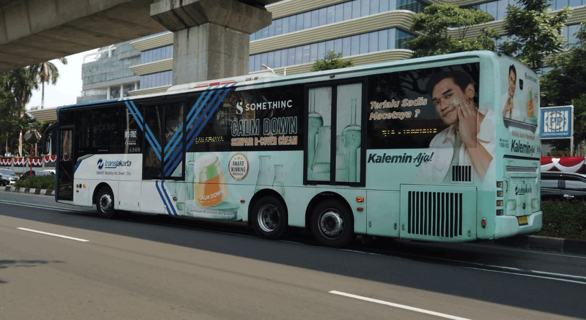 Kendaraan Umum Modern Mengurangi Kemacetan Kota Besar