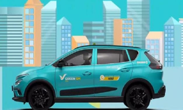 Tabrakan Kereta Api Dengan Taksi Green SM Jadi Sorotan Publik